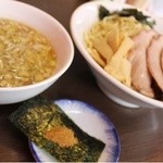 ラーメン 木曜日 - つけメン６００円
