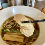 ら～麺 どらせな - 柚子風味の軟らか薄味煮鶏or蒸し鶏？
