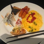 THE NEW YORK BAYSIDE KITCHEN - オムレツ・ウインナー・鯖の・・？