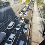 水信フルーツパーラー - 桜木町駅近くだと かなり低空での運行なのでチョイと怖い。あと 夜はライトアップされるので乗るなら夜。昼に片道千円払って乗る価値は無いかな。