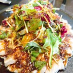 小菜一碟 - 雲白肉　薄切り豚肉の旨辛ソース