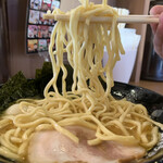 町田商店 - 麺リフト⤴️