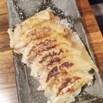 もつ鍋と炭火串焼き もつ粋 - 