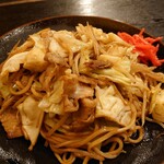 Okonomi Sachi - 焼きそば太麺にく750円