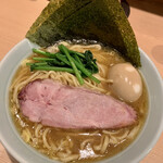 麺屋 庄太 - 家系らぁ麺（大）煮玉子