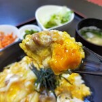 一二三食堂 - ぜいたく親子丼リフト