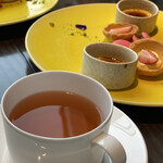 The Living Room with SKY BAR - 