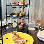 The Living Room with SKY BAR - 