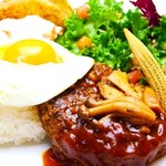 kawara CAFE＆DINING - 濃厚BBQソースのロコモコ目玉焼きのせ（\850）