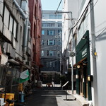 浅野屋 - この人造キャニオンの奈落でさえ、あなたは