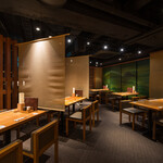 旅籠茶家 かやかや - 落ち着いた和空間のテーブル席