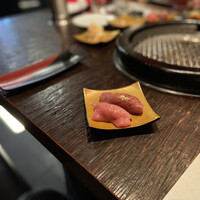牛牛 西麻布 総本店 - 