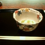 御料理 伊とう - ≪９月≫先付け。器も秋。思わず「素敵な器！」とつぶやきました。