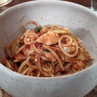 ボッテゴン - 愛知県産真鯛と春キャベツ、オリーブのトマトソーススパゲティ―