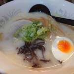 Kinran Ramen - 豚骨ラーメン・塩(太麺、600円)