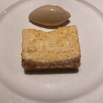 マッシュルーム - 愛媛松山産レモンを使ったリコッタチーズケーキ 練乳のソルベ添え