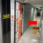 TOBEE - お店入口付近