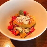 フィオリスカ - 