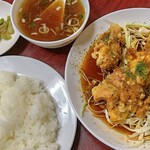 中国料理 美芳 - 鶏唐揚げ中華ソース