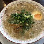 だるま大使 - スープまでいただける名物だるまラーメン850→仝