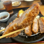 とんかつ 栄ちゃん - 衣も最高