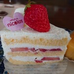 お菓子のアトリエ ニコラ - いちごのショートケーキ