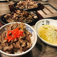 焼肉&手打ち冷麺 二郎 KANAYAMA - 