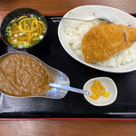 かぶさ食堂 - カツカレーセットにはミニそばが付く