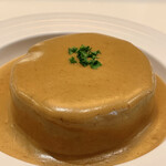 赤白 - 大根 ポルチーニ茸のクリームソースかけ