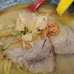 札幌鮭ラーメン麺匠 赤松 - チャーシュー