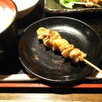 個室完備 大衆とり酒場 とりいちず - 「秘伝かわ串」