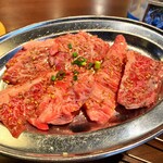 井上商店 - 大好きな塩ハラミ　いつも食べますコレよコレッ☆
            一人前の量は多めです