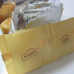 ハーブス - 保冷材がロゴ入りでカワイイ！