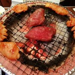 Hitoridemo Yakiniku - 