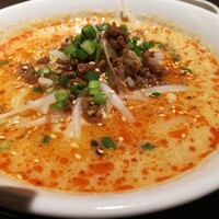 札幌菜 虎鯨 - 胡麻みそ担々麺