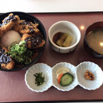 くまもと中央カントリークラブ - 味噌だれチキンカツ丼