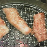 川崎名物 炭火焼肉 食道園 - カルビ