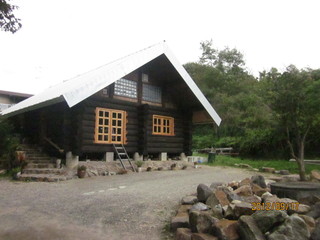 ログストック - 左手に山小屋カフェ