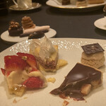 ガストロノミー ジョエル・ロブション - 