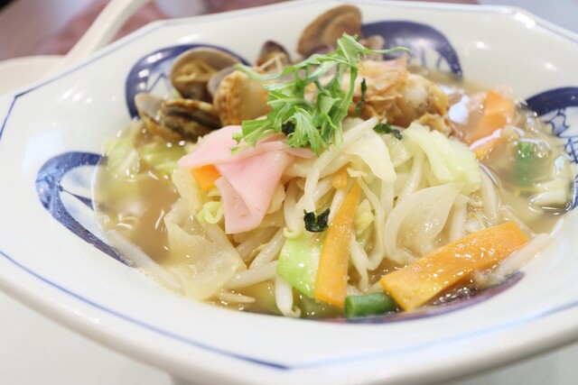 リンガーハット イオンモール岡崎店 Ringer Hut 六名 ちゃんぽん 食べログ