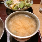 yakibutashokudoubutanaka - お味噌汁