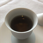 pesceco - 深い深い旨味ながらも軽やかで香茸の香り漂うスープは絶品(^O^)／この中に鎮座する虎河豚白子は旨いに決まってますよね！！五臓六腑に染み渡る旨さです♡