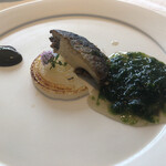 pesceco - 鮑がもうプルプル(^O^)／そこに煮汁青さソースだともうそれは海の恵そのもの(^^)旨いなぁ…♡