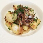 ボーノ - 別の日の ジャーマンポテト