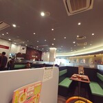 サイゼリヤ - 店内の様子