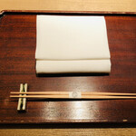 神楽坂 石かわ - テーブルセッティング