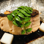 神楽坂 石かわ - 青森県産天然サクラマス　木の芽　蕪の甘酢漬け　甘醤油