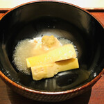 神楽坂 石かわ - 北海道オホーツクの毛蟹　京都府物集女の白筍