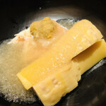 神楽坂 石かわ - 北海道オホーツクの毛蟹　京都府物集女の白筍