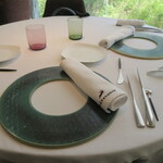 プレヴナンス - テーブルセッティング